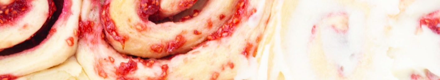 Jam102 Rollos de mermelada de frambuesa parte glaseado mitad